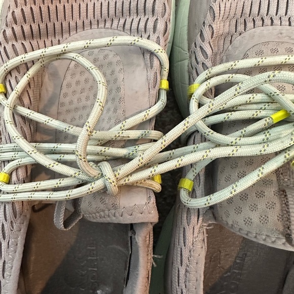 Sorel Gray and Mint Athletic Sneakers size 8 women’s - Picture 7 of 9